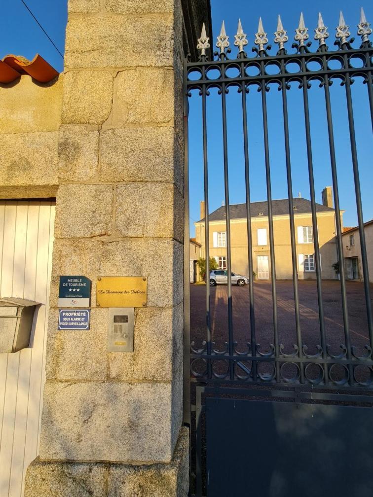 Gite "Cote Terre", Avec Parking Securise Lägenhet La Roche-sur-Yon Rum bild